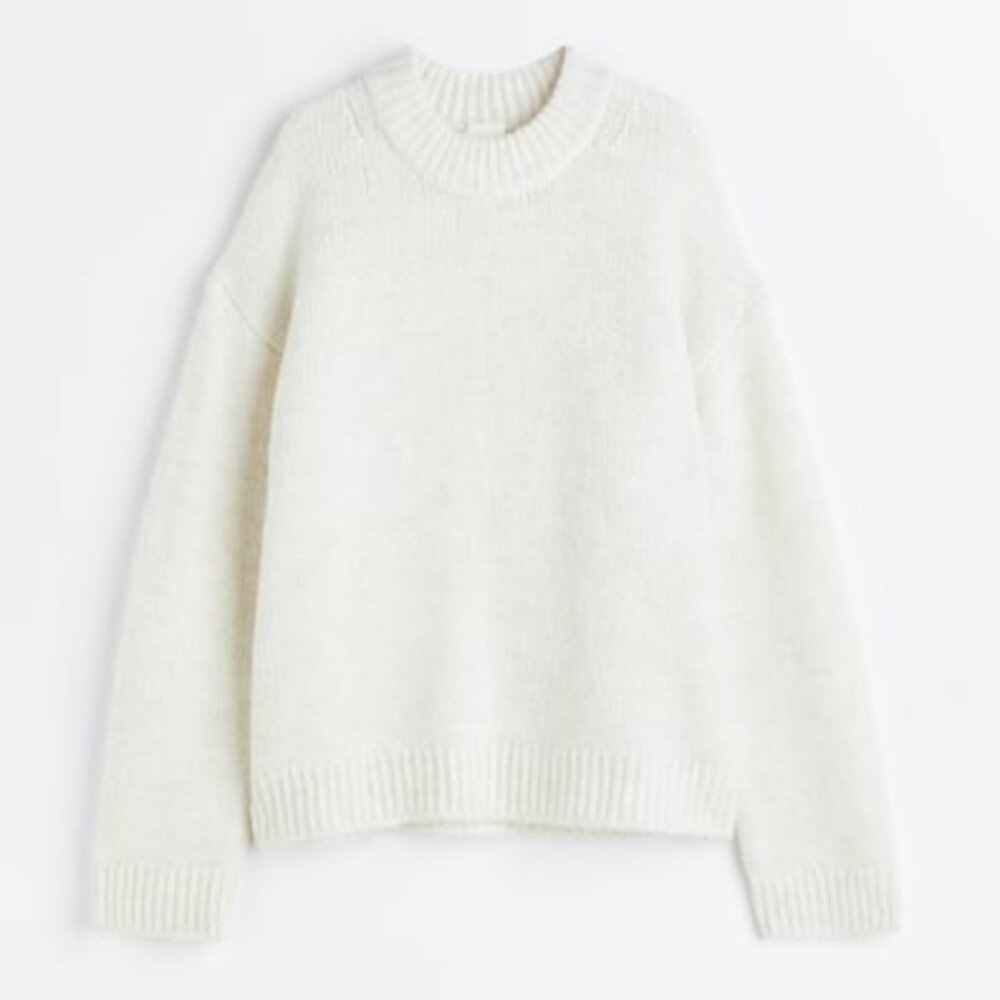 H&M Ivory Crew Neck Sweater